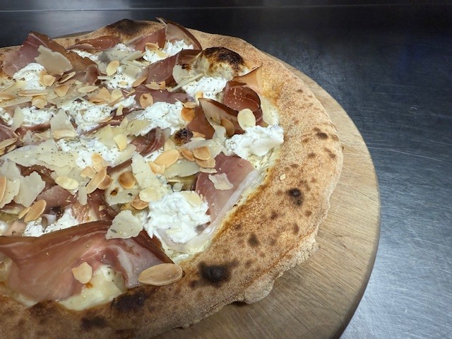 08082025 Pizza Momento